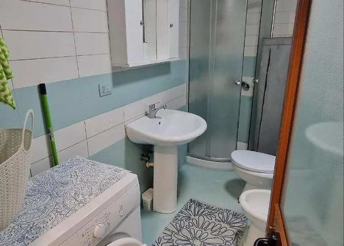 Apartment Sea Golem (Tirana)